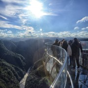 PACOTE GRAMADO E CANELA COM PARQUE DA FERRADURA & PLATAFORMA SKY GLASS - Plataforma vertical2