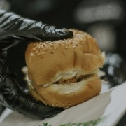 PACOTE SUINOFEST-CRISTO PROTETOR DE ENCANTADO E CHOCOLATES DIVINE -20 DE JUNHO DE 2026 - IMG_3057 (1)